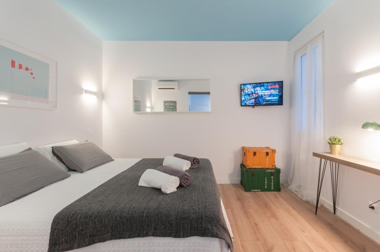 ºps New Atocha Studio º Madrid Bagian luar foto